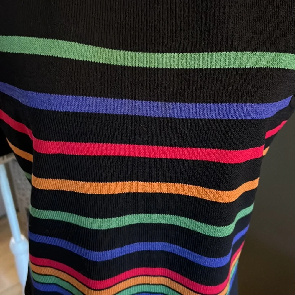 🛑 1 hour sale. St John, sleeveless sweater top, stripes, medium, elegant - Picture 10 of 10